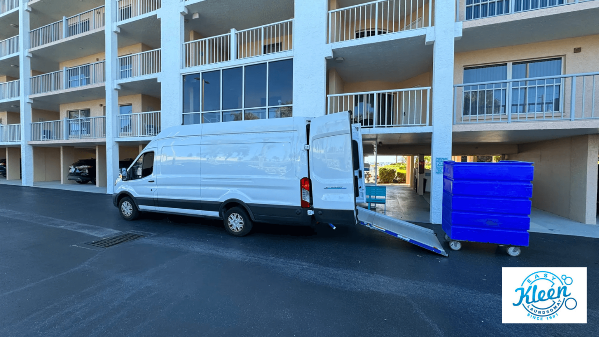 Uniform Laundry Service In Belleair Bluffs